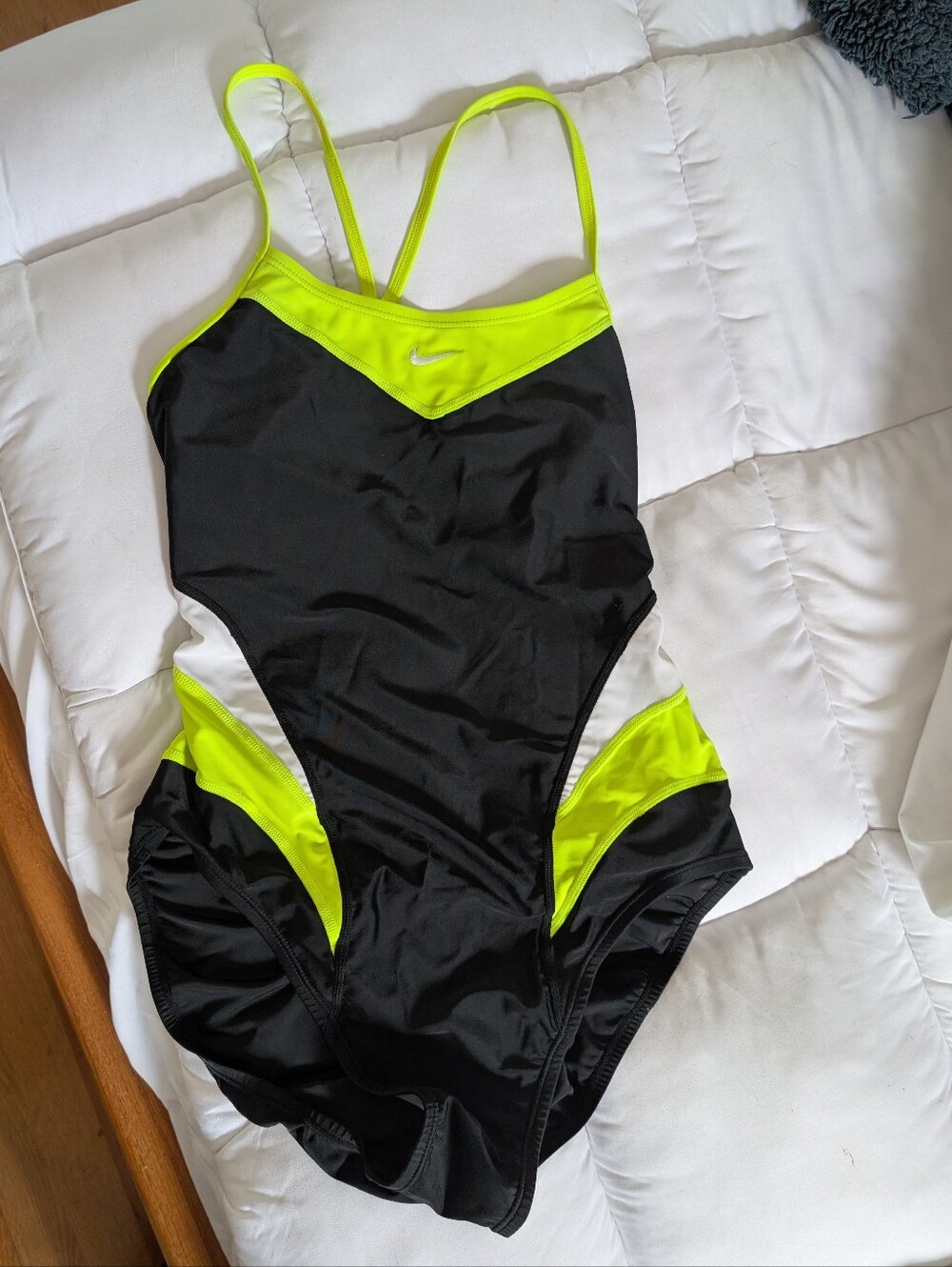 Speedo Women's Training One-Piece Racerback Swimsuit -size 36/10
